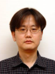 정내훈 사진